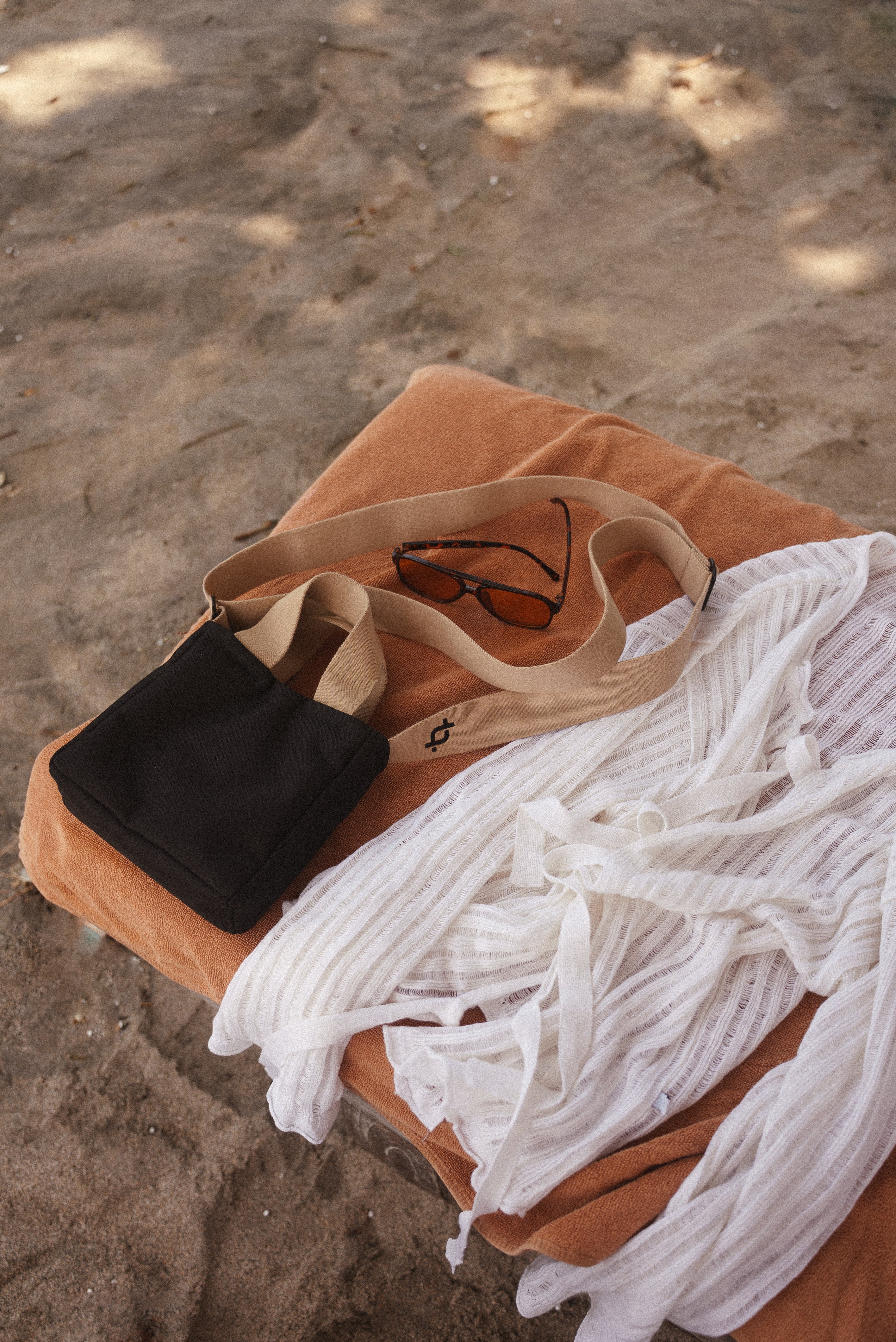 Resistant Mini Tote